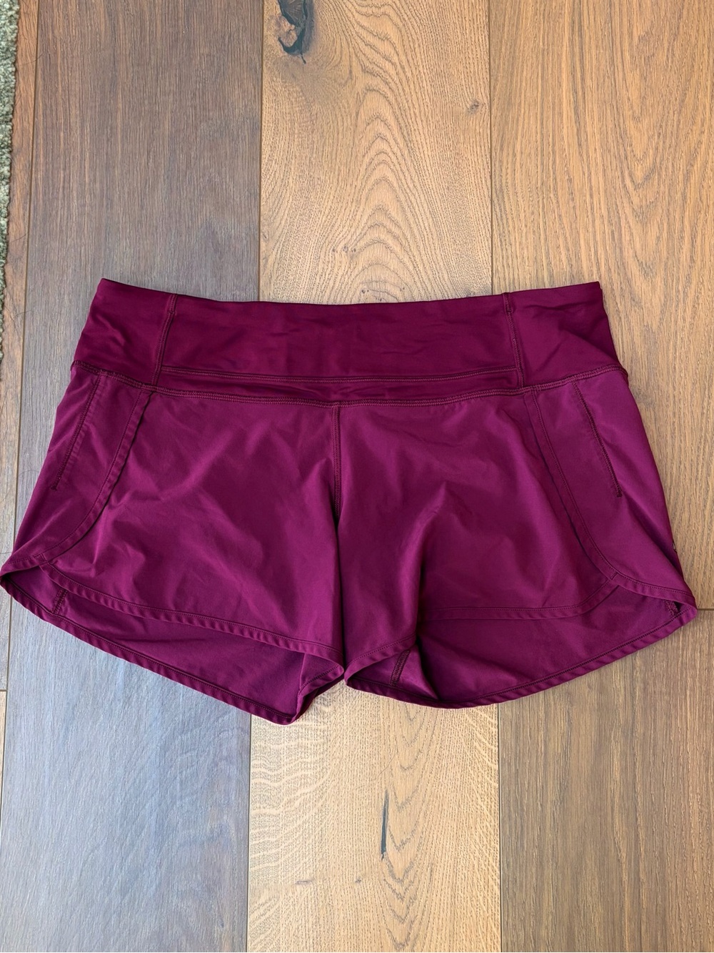 Lululemon Shorts Burgundy